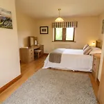 Horton Scar House בית נופש *
